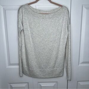 Athleta Women’s Medium Heather Gray Long Sleeve lightweight Boatneck Top